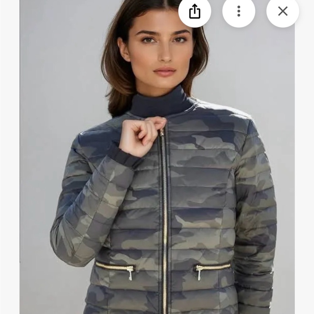Stylish Camouflage Puffer Jacket